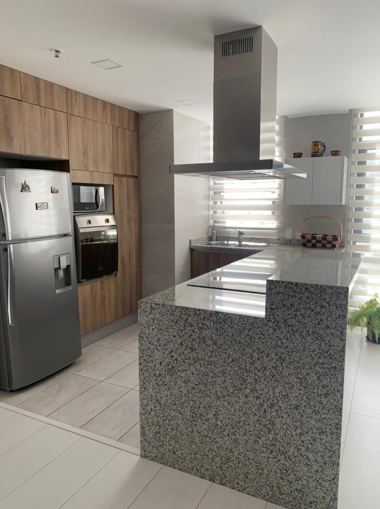 Departamento de 2 Dormitorios con Excelente Ubicación en Venta Sector República del Salvador