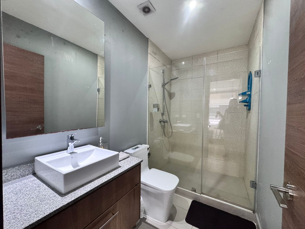 Suite Moderna en Venta Sector República del Salvador