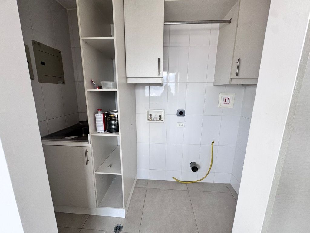 Departamento con Excelente Ubicación en Alquiler Sector El Batán