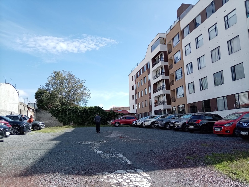 Terreno con Excelente Ubicación en Venta Sector Mariana de Jesús