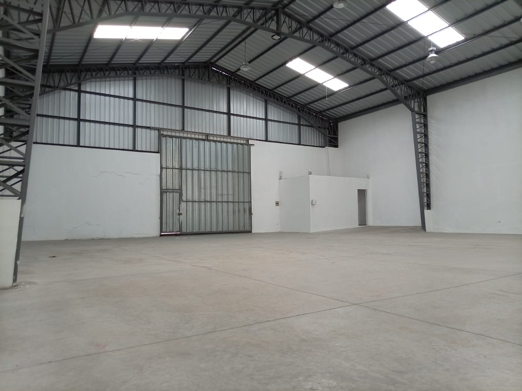 Galpón en Venta Parque Industrial Amaguaña
