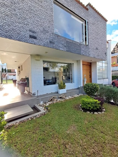 [Casa Independiente Cumbaya - JFR] Casa Independiente Cumbayá Amoblada