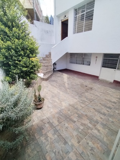 [Casa independiente -JFR] Suite con Excelente Ubicación en Alquiler Sector Rumipamba 
