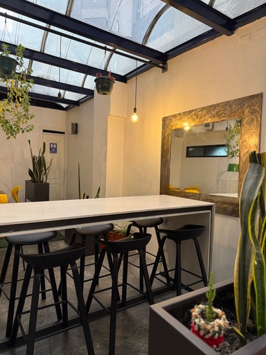 [Edificio Brescia 1 oficina 3-JFR] Oficina con Ubicación Estratégica en Alquiler Sector República del Salvador