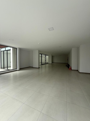 [Gante Local -JFR] Local con Ubicación Estratégica en Alquiler Sector El Batán 