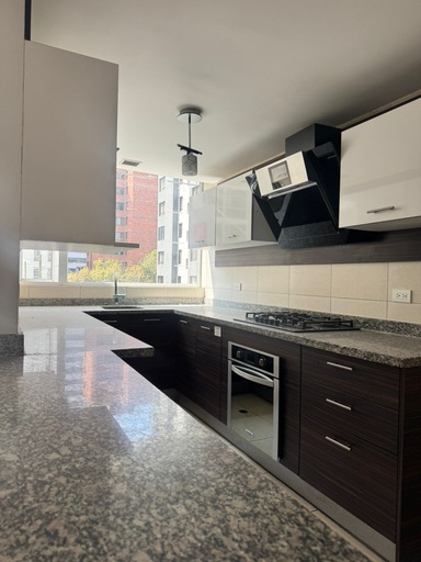 [Pablo picasso-JFR] Departamento con Excelente Ubicación en Venta Sector República del Salvador 