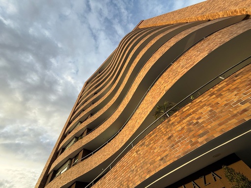 [Edificio majestic  1107-JFR] Departamento con Hermosa Vista en Alquiler Sector La Pradera 